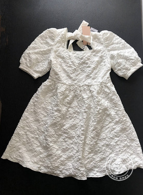 VM国内代购奶白色方领珠子装饰泡泡袖连衣裙女 32127B018