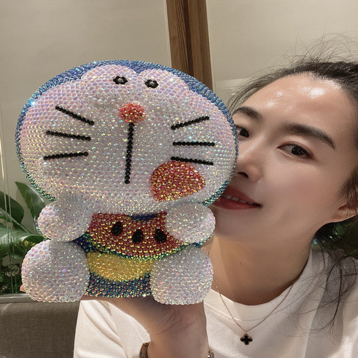 DIY贴钻叮当猫摆件吃西瓜小叮当