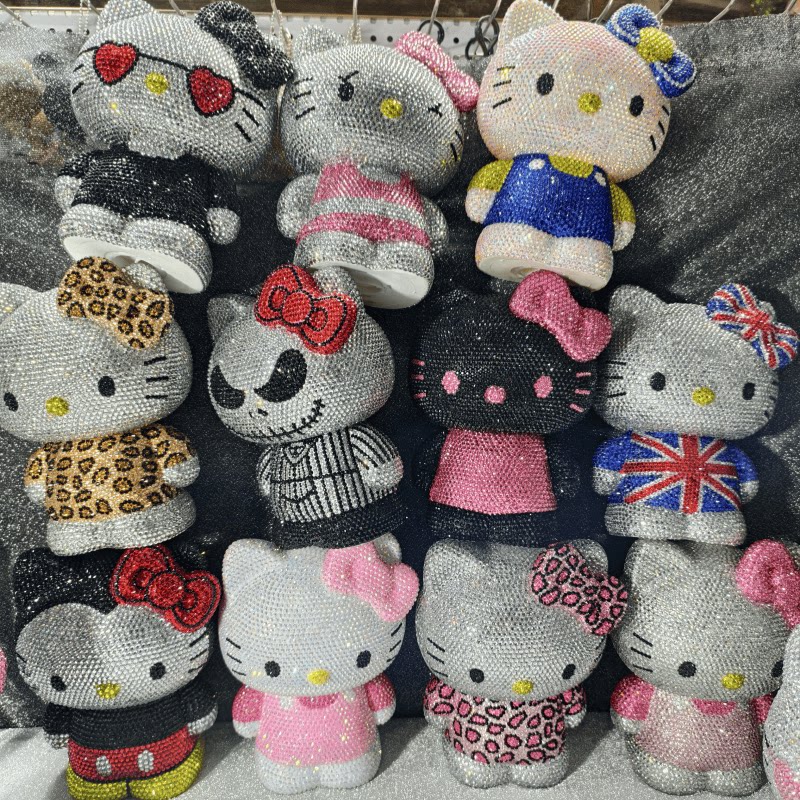 节日送礼品公仔凯蒂猫存钱罐摆件