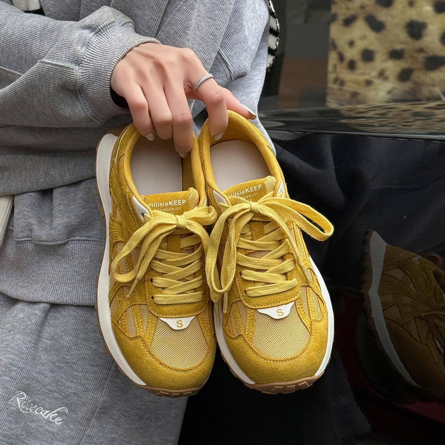 真皮鞋子女2026春季新款平底学生百搭阿甘鞋透气运动休闲鞋德训鞋