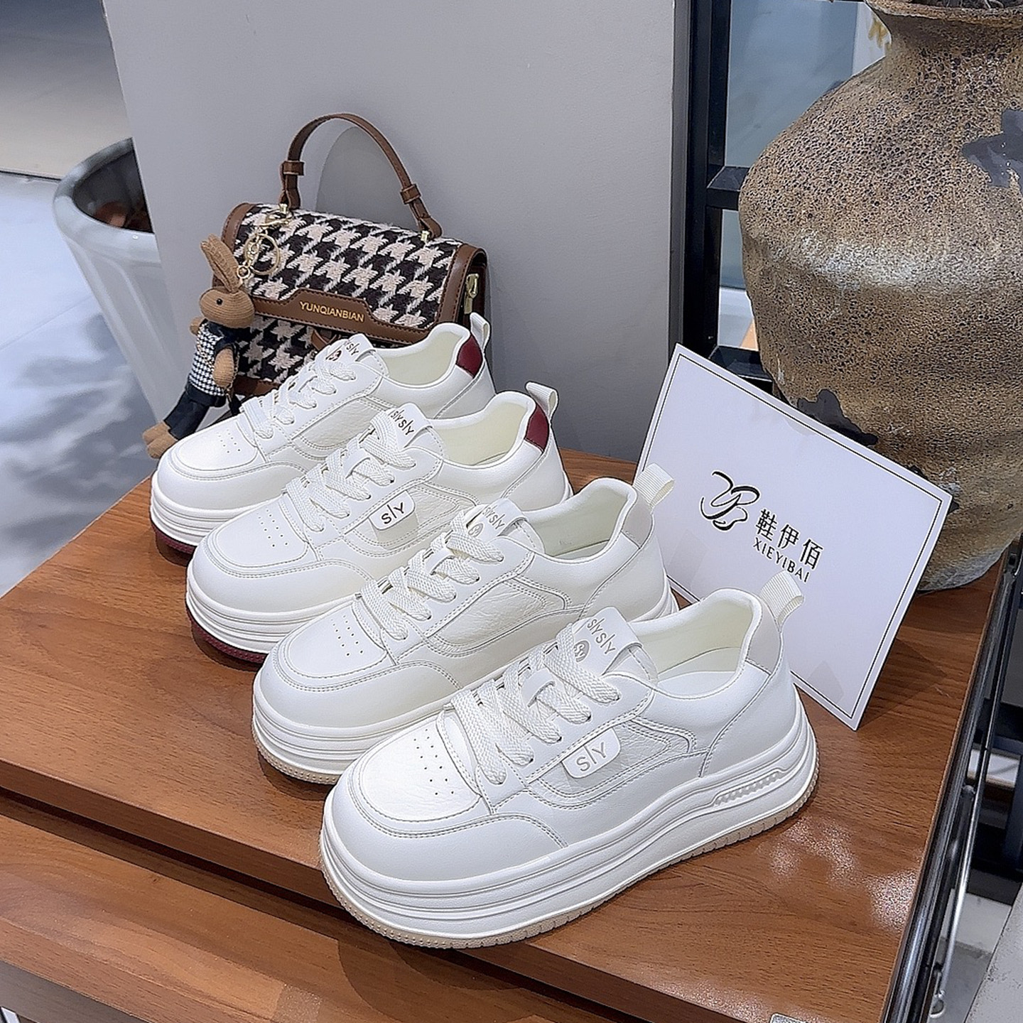 厚底小白鞋女2025年夏季新款增高百搭运动休闲鞋爆款板鞋女款