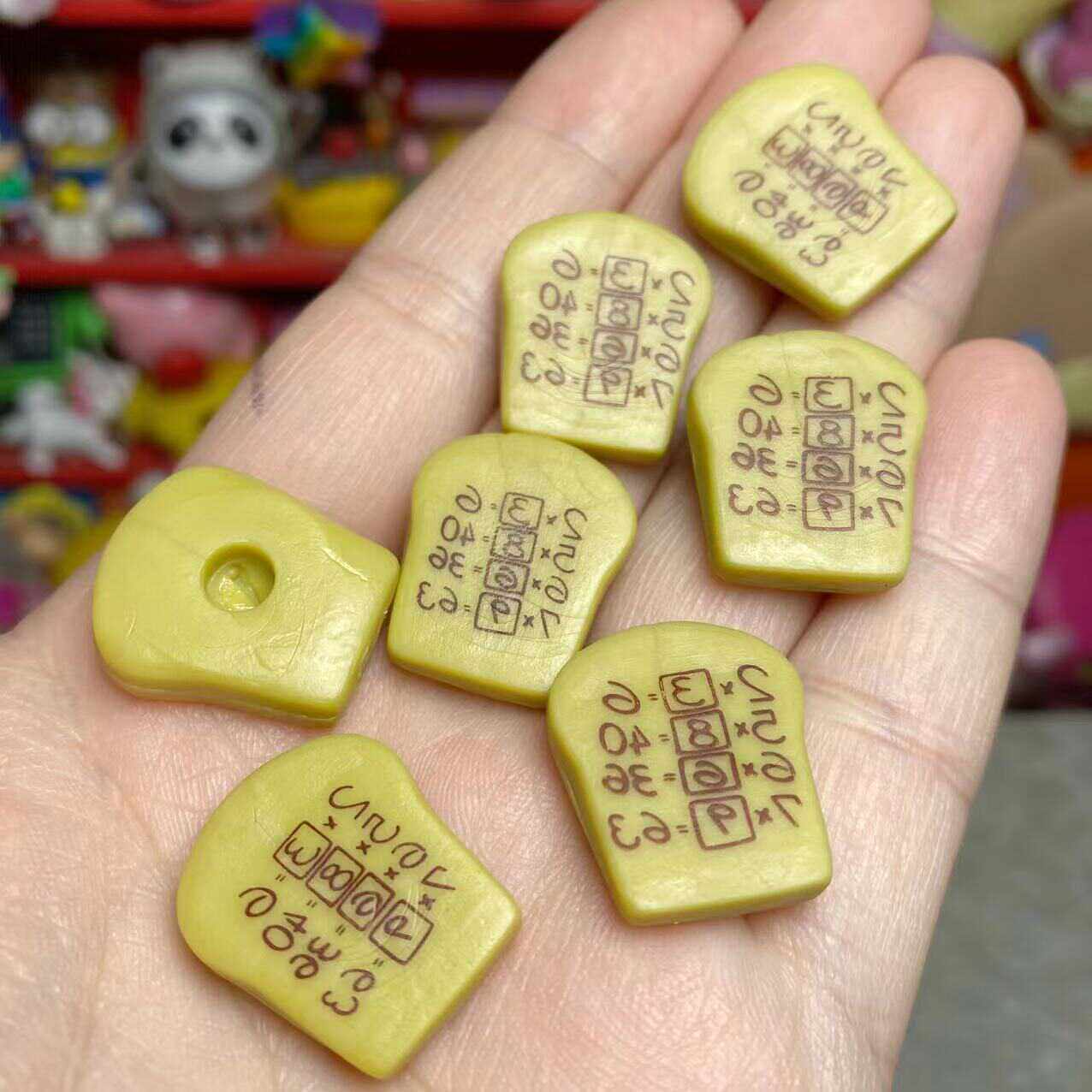 正版散货哆啦A梦食玩记忆面包图片