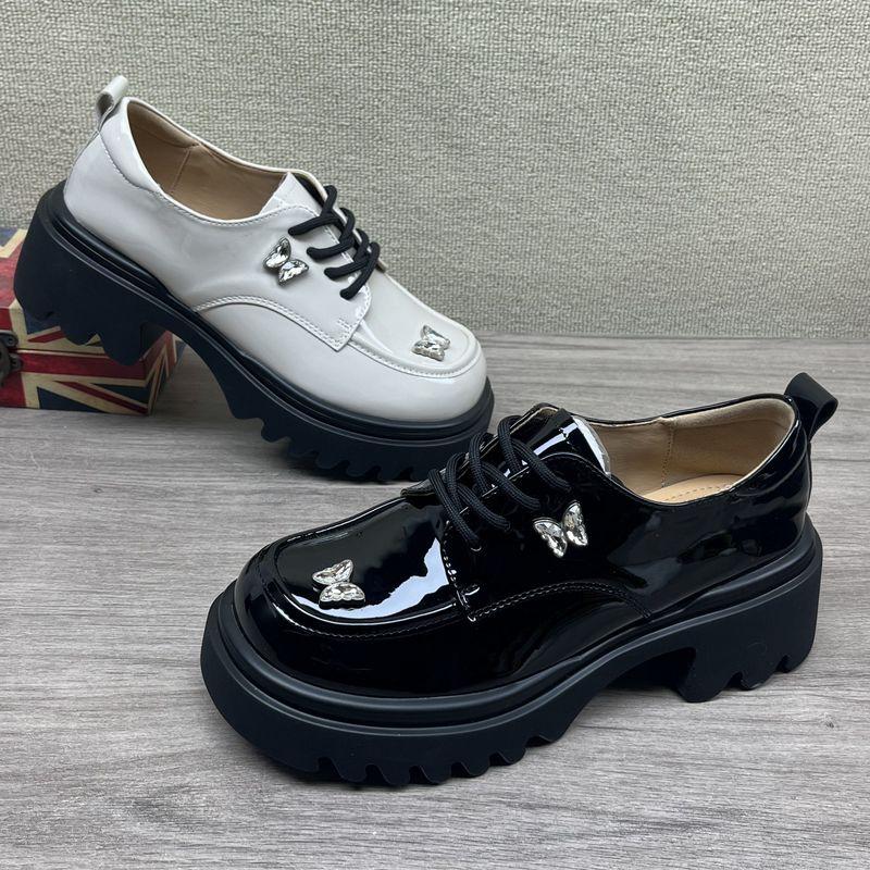 专柜正品水钻蝴蝶结亮面JK皮鞋女甜美学院风增高防滑时尚乐福女鞋