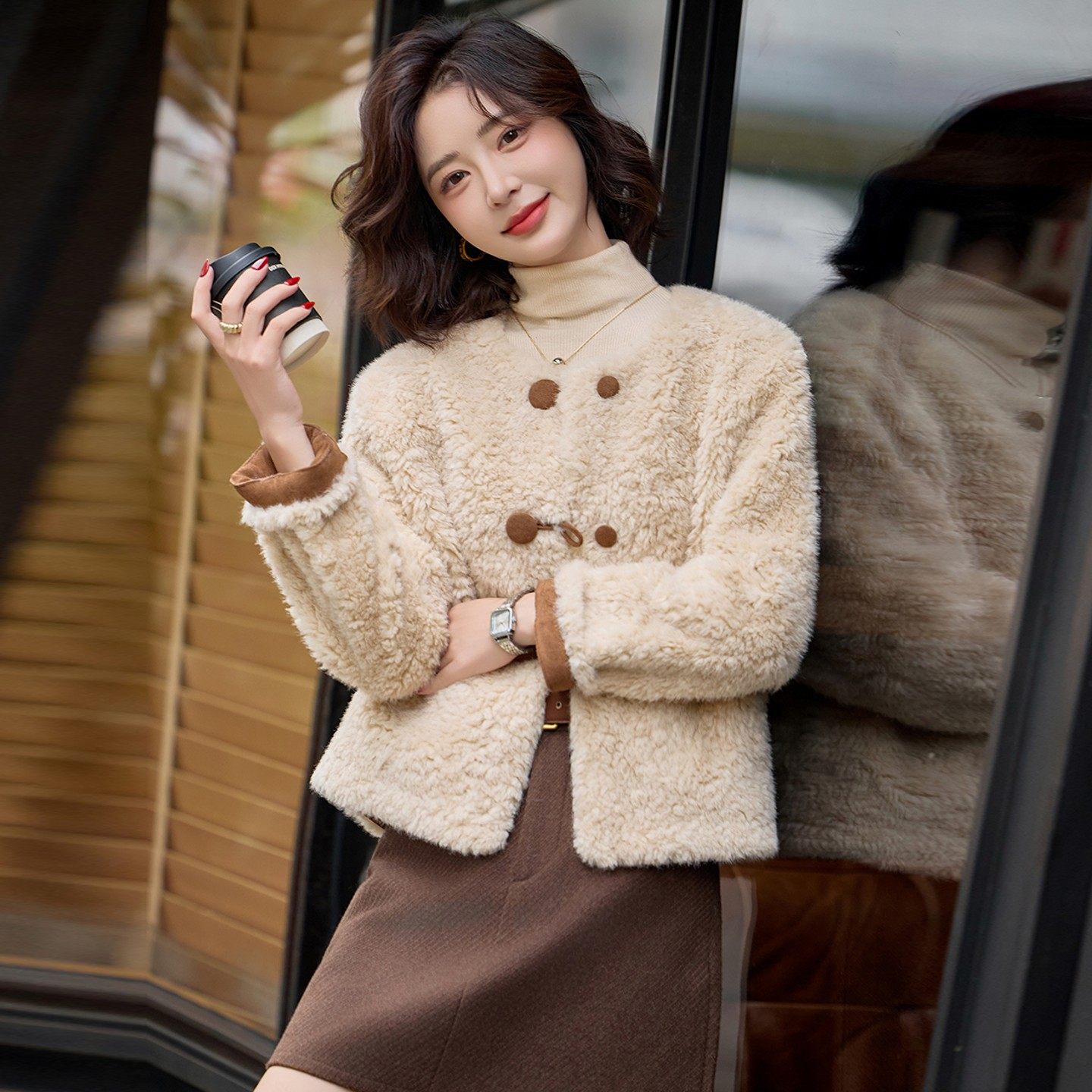 羊羔毛皮毛一体外套女2025新款秋冬季超漂亮小香风毛茸茸环保皮草,女装/女士精品,短外套,淘宝优惠券,粉丝福利购,淘宝优惠卷