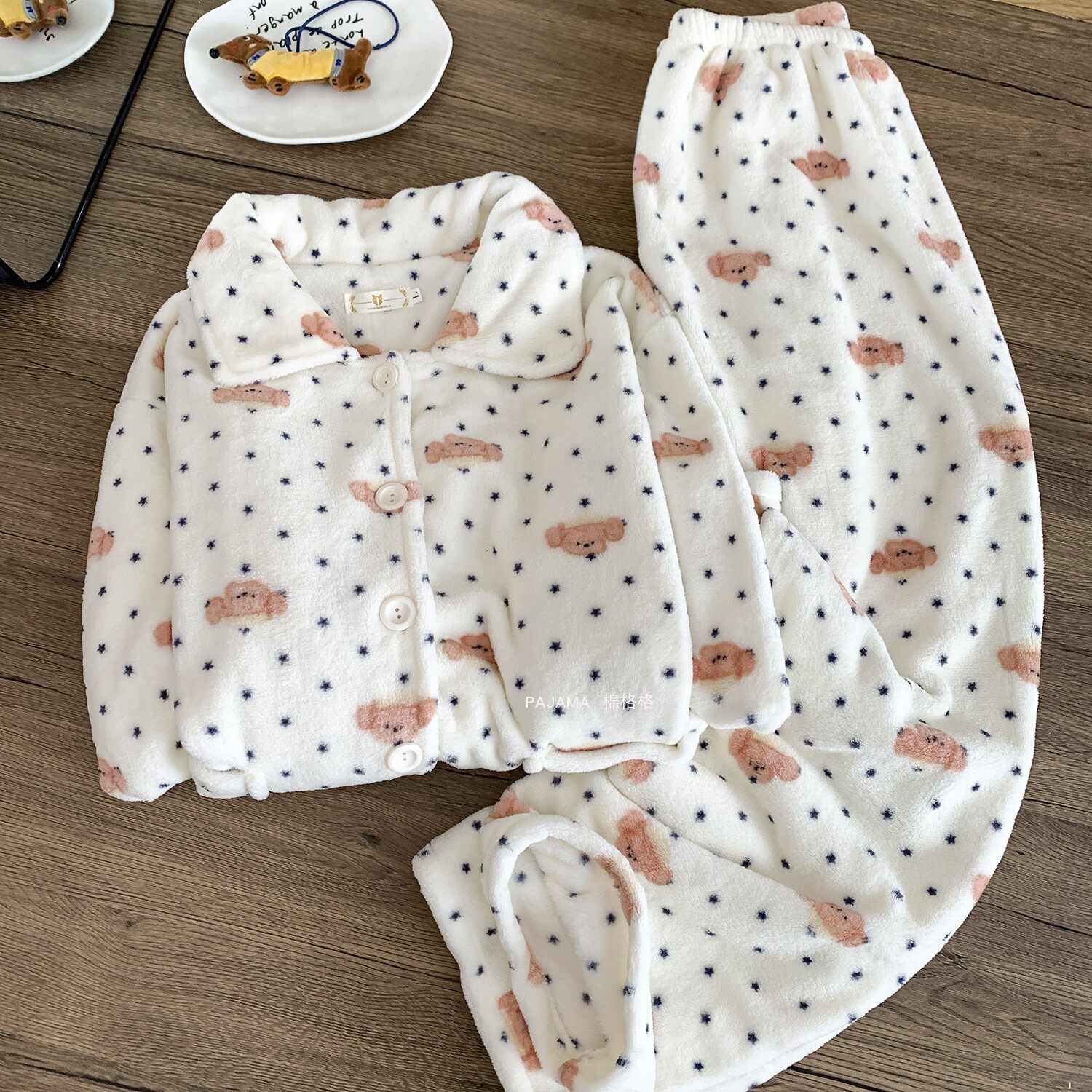 珊瑚绒睡衣女秋冬季宽松加绒加厚保暖可爱娃娃领可外穿家居服套装