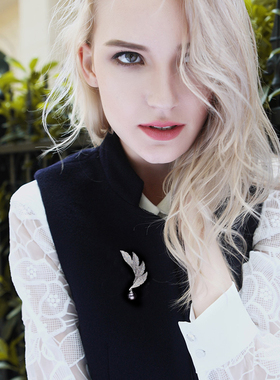 法国Eternelle欧美风配饰羽毛胸针女气质胸花双用丝巾扣生日礼物