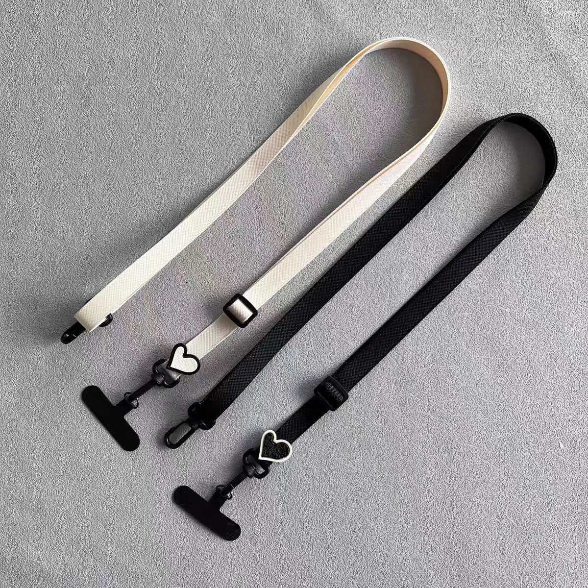 高级感时尚小香风简约爱心垫片手机壳斜挎挂绳斜背可调节挂脖绳女