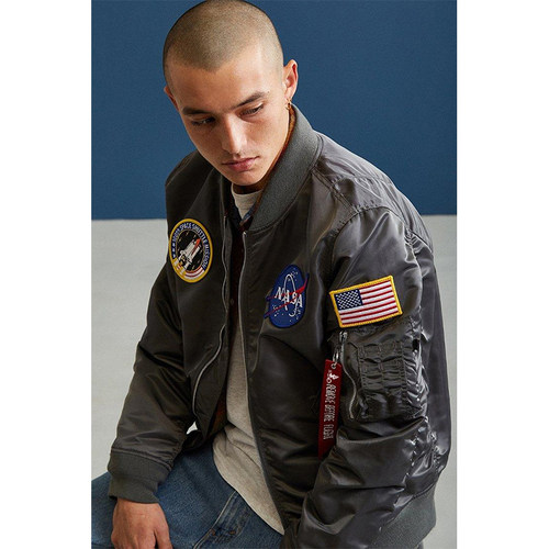 阿尔法飞行员夹克太空alpha宇航