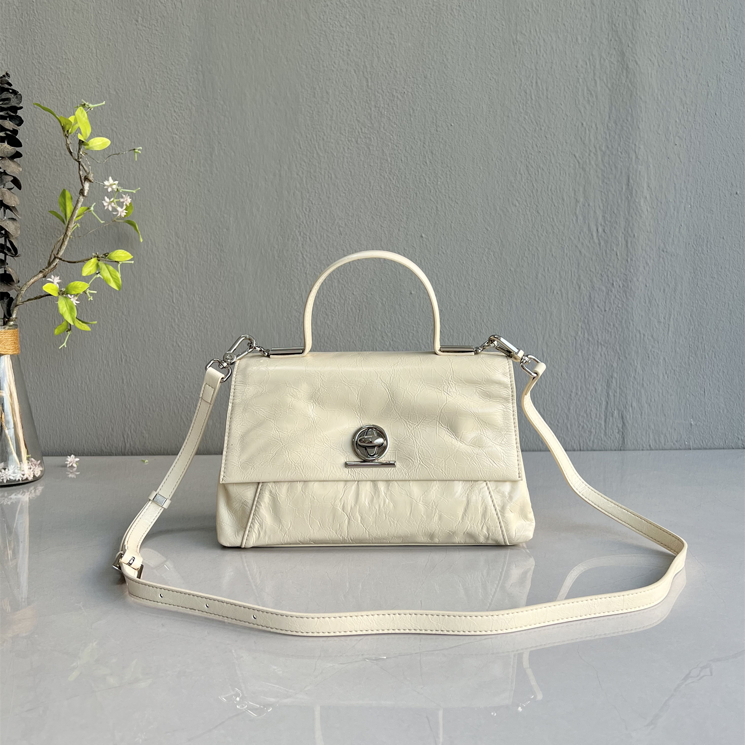 时尚小众高级质感真皮大气手提包