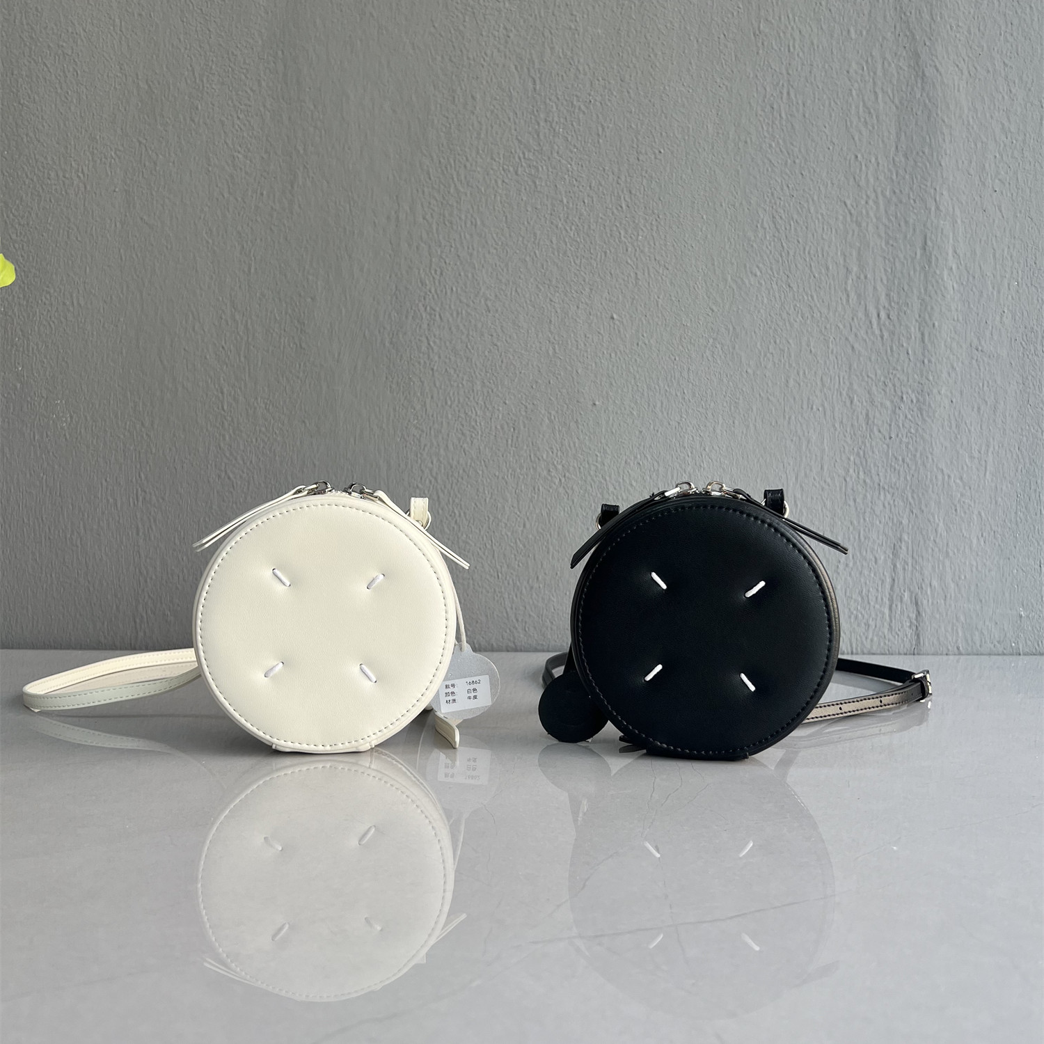 真皮洋气时尚小众口红包化妆包