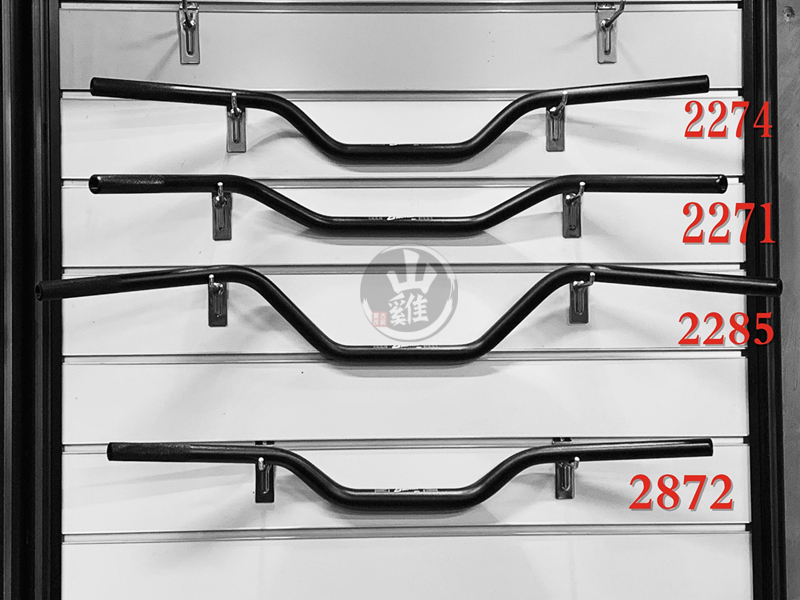 28mm变径车把 复古摩托街车改装龙头把杜卡迪800UK400无极CR凯越