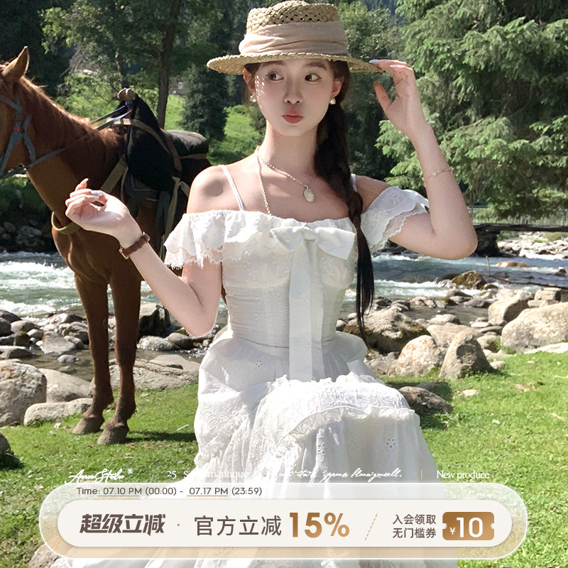 重工精致蕾丝一字肩吊带裙