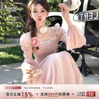 法式浪漫蕾丝方领雪纺裙