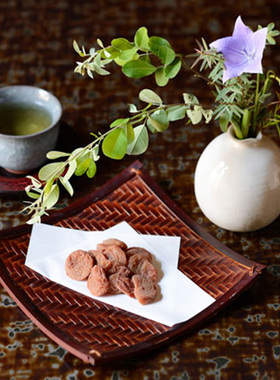 日本 小岛屋 大粒去核酸梅干/蜜柑干 袋装 250-300g