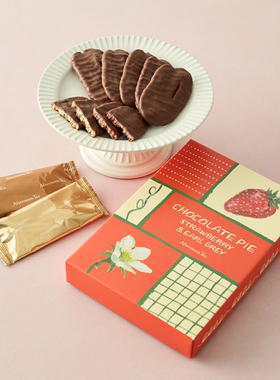 日本 春季限定 红茶巧克力脆皮草莓酥皮曲奇 盒装 10枚