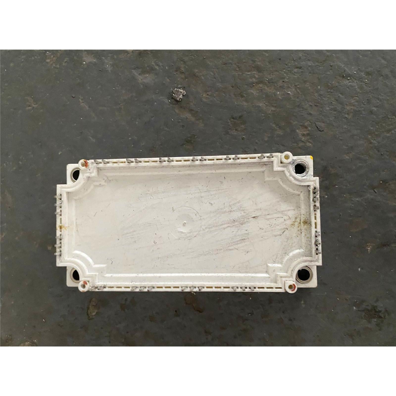 （议价）模块FS100R12KE3 FS100R12KT3 质量保证 包上机