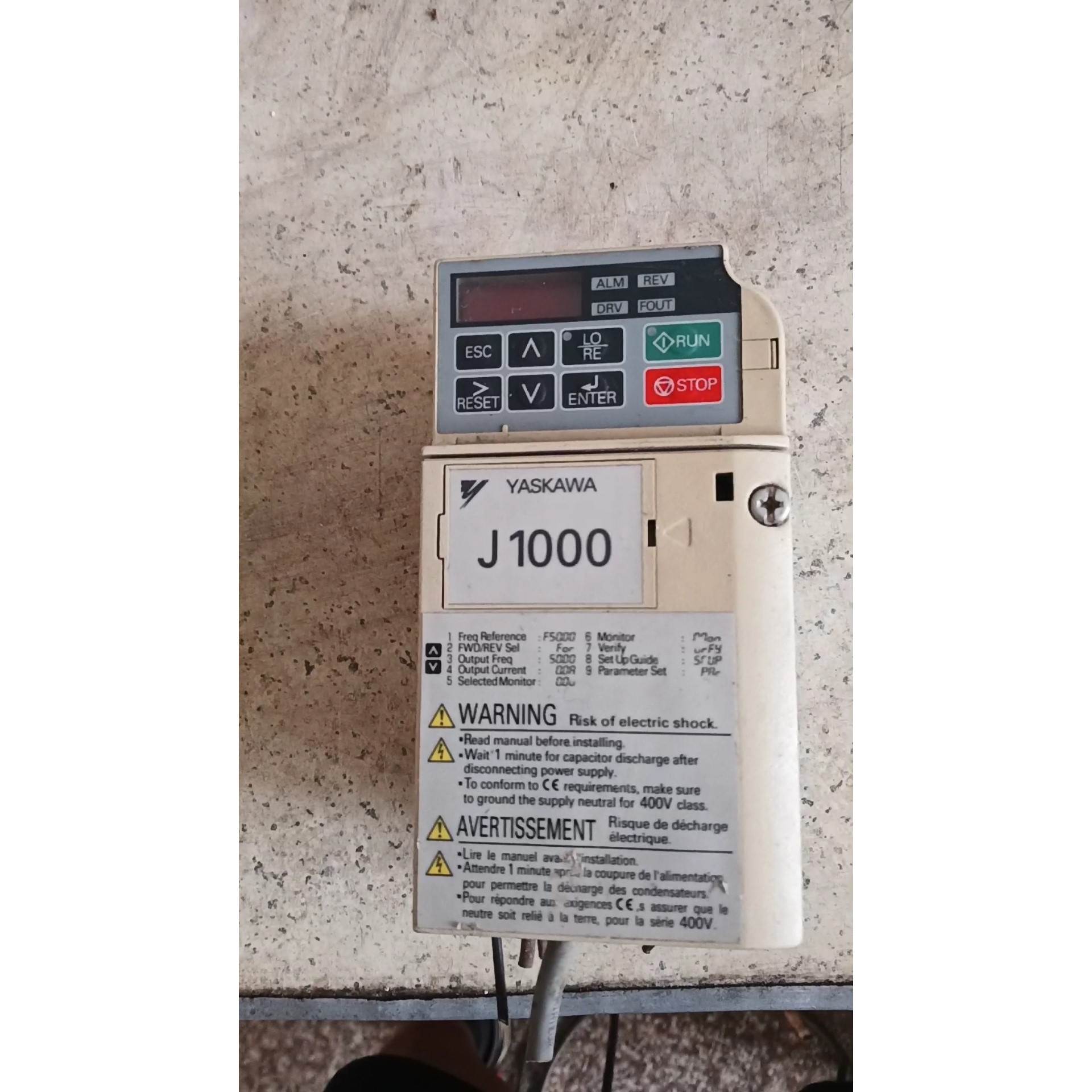 （议价）安川变频器ClMR-JCBA0002BAA 0.25Kw