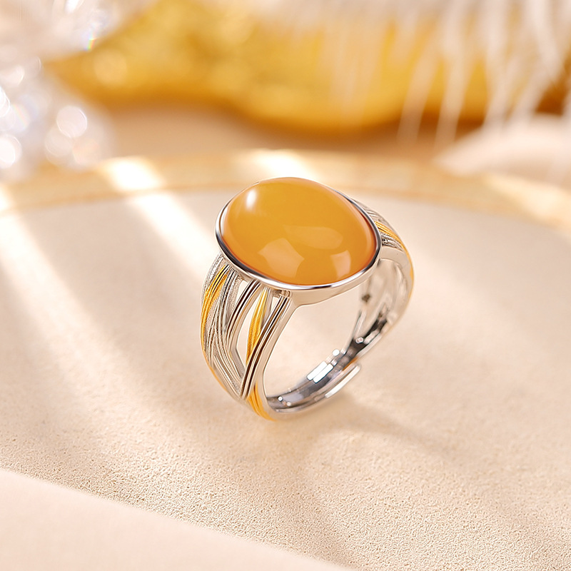 蜜蜡蛋面戒指本月新品限时优惠