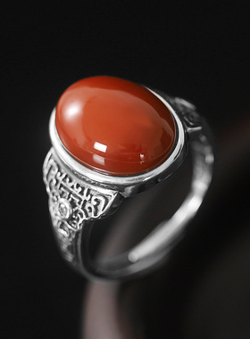 和田玉戒指本月新品限时优惠