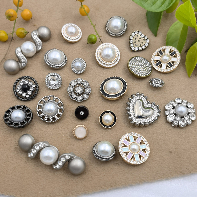 高档服装饰品锌合金钮扣镶钻珍珠小香风精致手缝扣子衬衫扣手工扣,饰品/流行首饰/时尚饰品新,其他DIY饰品配件,淘宝优惠券,粉丝福利购,淘宝优惠卷