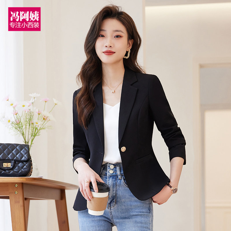 早春米白色西装外套女春秋2025新款高级感休闲气质短款小个子西服