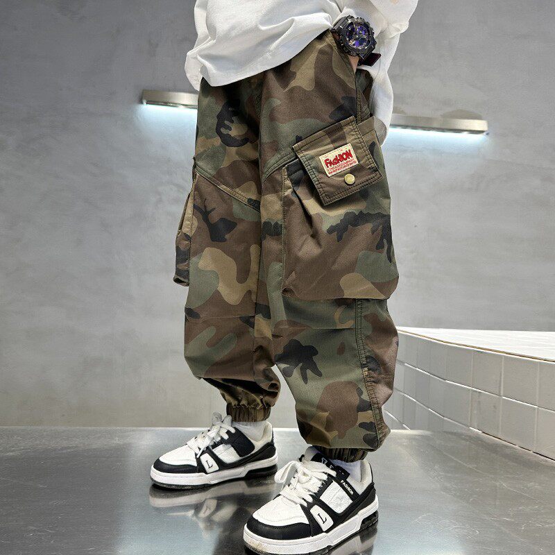 男童迷彩工装裤春秋时尚休闲儿童裤子2026春季新款中大童男孩宽松