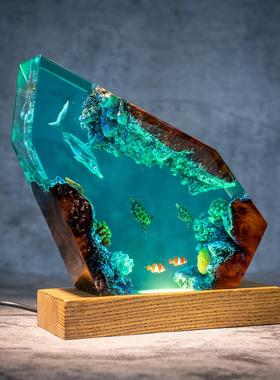 跨境热销锤头鲨与潜水员树脂夜灯鲸鲨树脂海洋灯手工家居装饰礼物