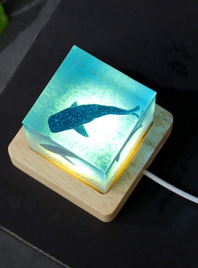 创意设计鲸鱼摆件树脂小夜灯卧室生日送礼礼物 5cm海洋夜光工艺品