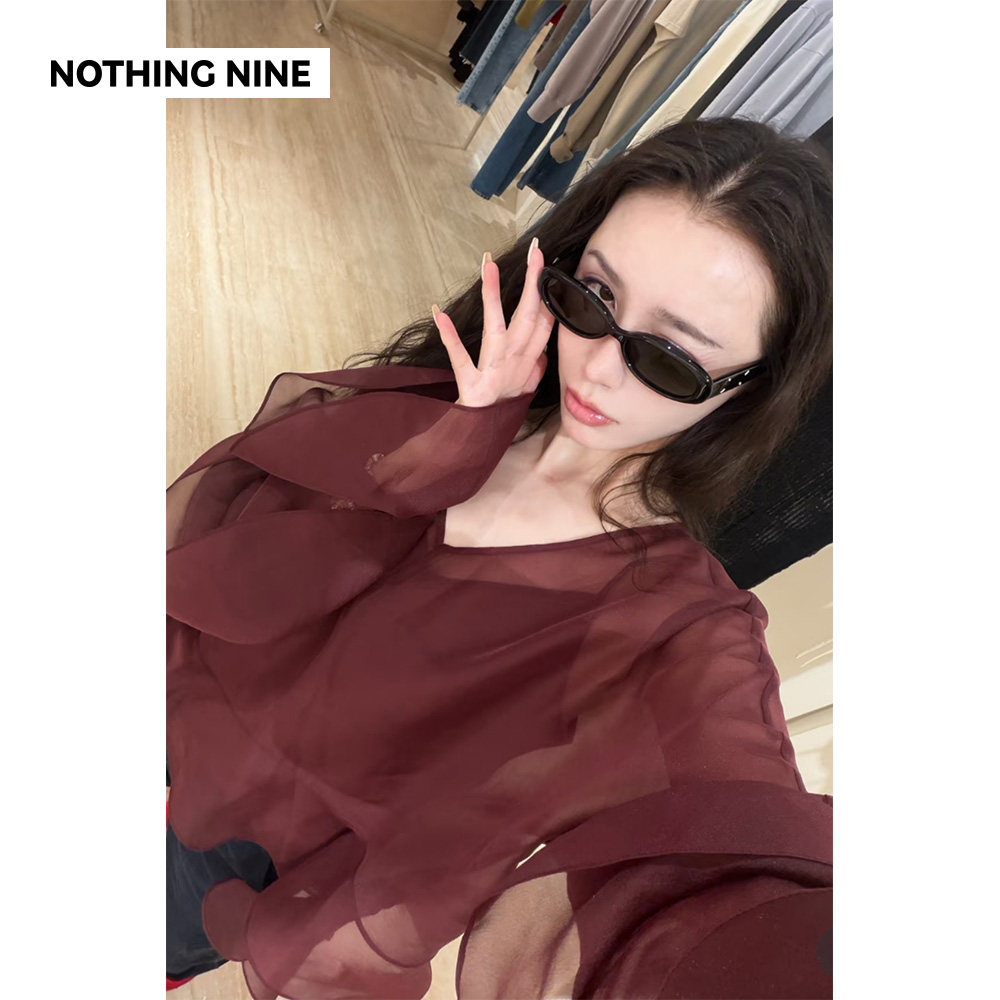 NOTHING NINE 绛纱雾影抗皱轻盈V领喇叭袖上衣
