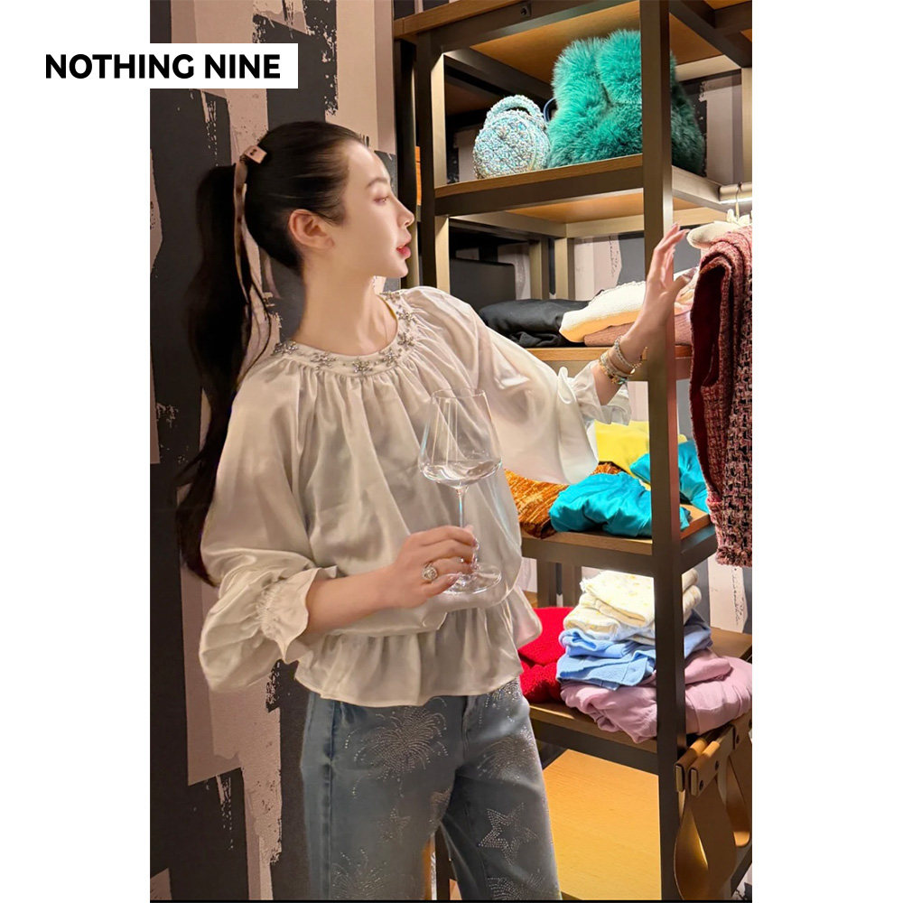 NOTHING NINE  星芒白锻手工钉钻珠光醋酸上衣