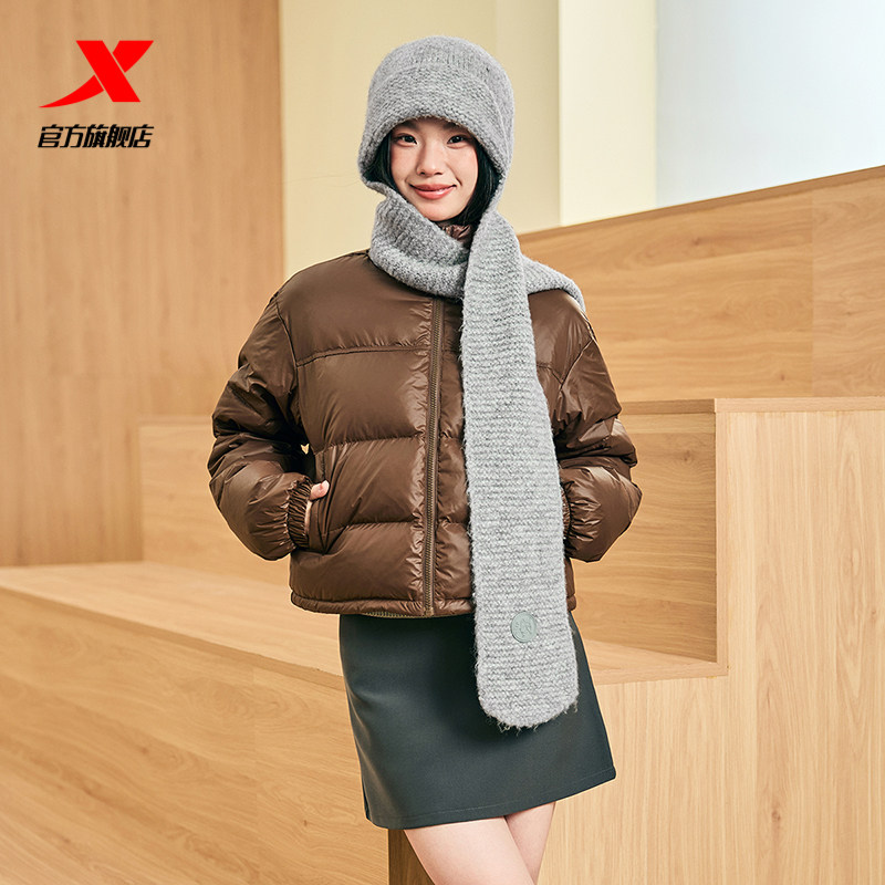 特步连帽围巾男女2025年新款冬季官方时尚情侣围脖保暖米白色围巾