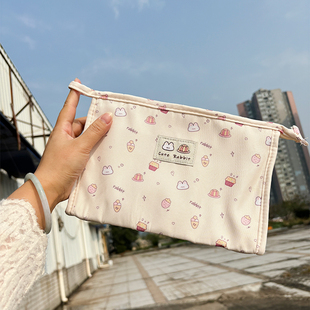 质量超赞 可爱化妆包便携洗漱包大容量卡通收纳包拉链袋整理袋