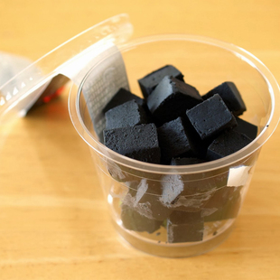 【现货健康】日本老铺 GOMAJE 金芝麻黑芝麻胡麻小方块 盒装20粒