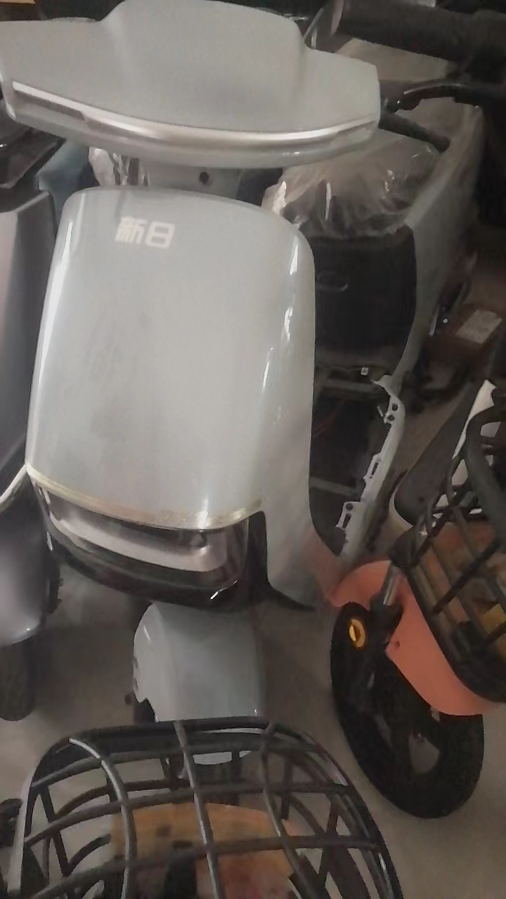 新日广环M8电动车外壳配件全套塑件灯具坐垫前围前泥板边条大灯