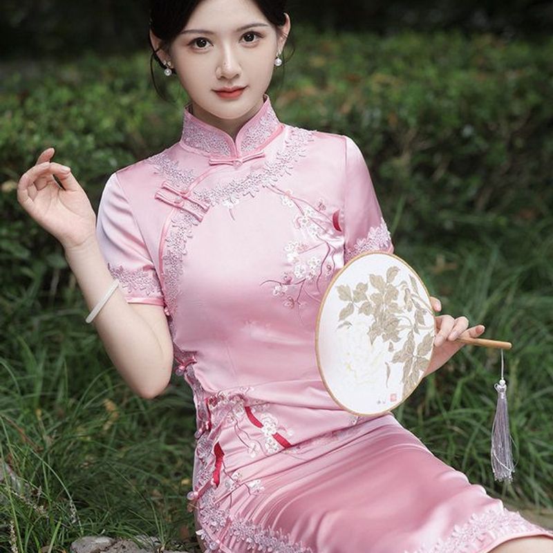红韵重工连衣裙50492023双层刺绣旗袍旗袍新款春秋缎八扣仿红眸醋