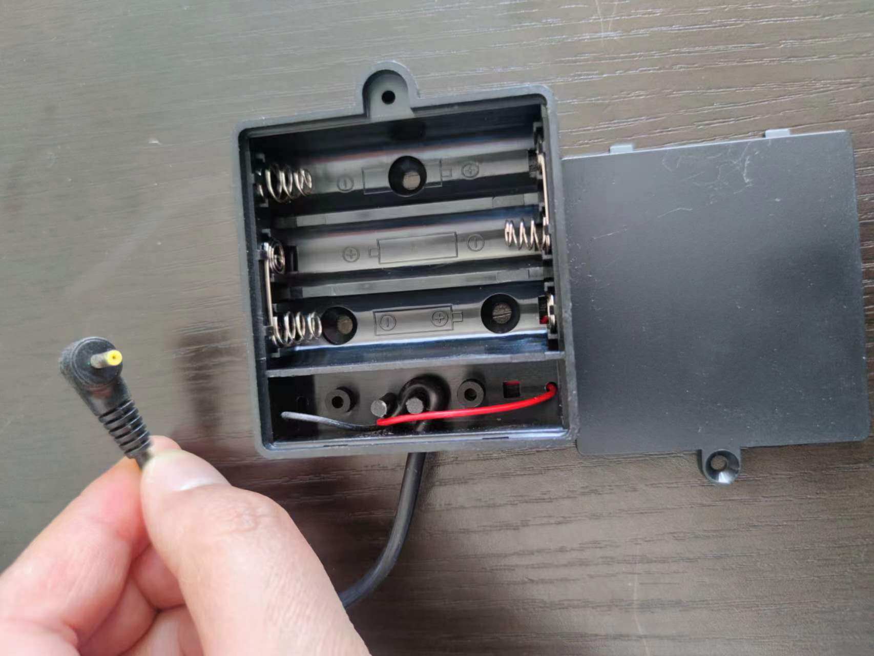 RF2288锁爱莎电子锁应急电源盒细头中空插头外接电池电源更衣柜锁,基础建材,入户门智能锁,淘宝优惠券,粉丝福利购,淘宝优惠卷