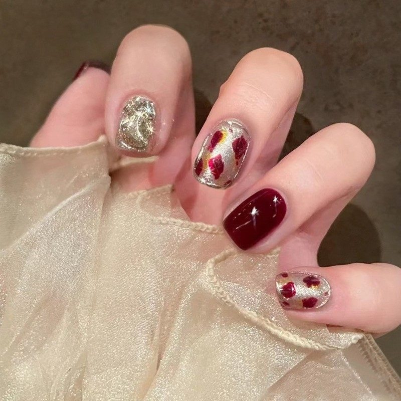 2026年新款儿童美甲穿戴甲感短款红晶石满钻豹纹24片假指甲贴,彩妆/香水/美妆工具,美甲工具,淘宝优惠券,粉丝福利购,淘宝优惠卷