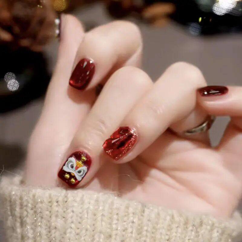 儿童美甲红色醒狮钻贴片