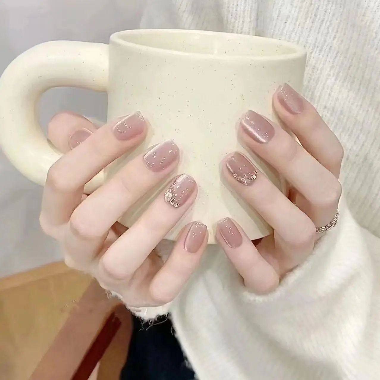 手工儿童美甲穿戴甲感短款碎钻鎏金猫眼假指甲贴片2026年新款,彩妆/香水/美妆工具,美甲工具,淘宝优惠券,粉丝福利购,淘宝优惠卷