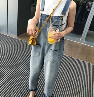 牛仔背带裤女2021新款夏季高腰减龄宽松学生直筒九分百搭休闲裤子