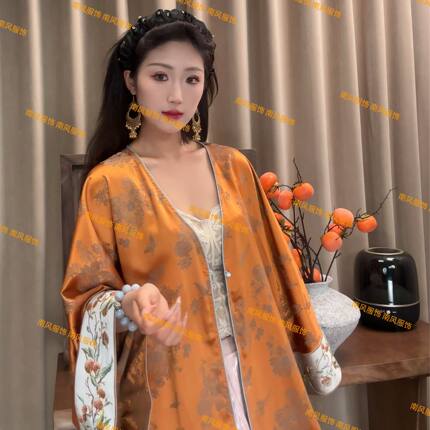 岸芷汀兰 新中式新款宽松禅意上衣复古提花新中式V领