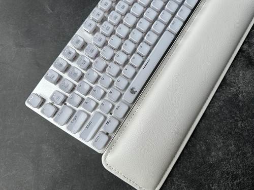 矮轴否是有超薄轻便机械键盘