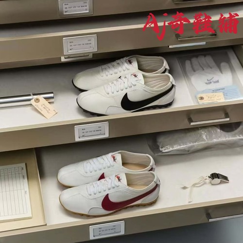 NikeMoonShoeOGSoftPearl