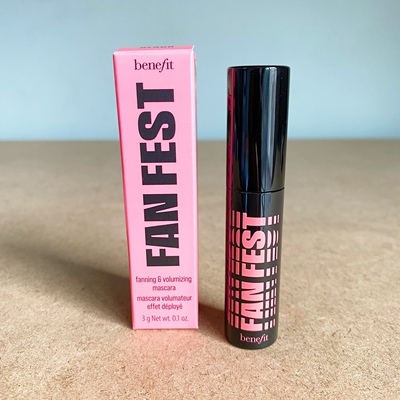 贝玲妃Benefit Fan Fest Fanning & Volumizing睫毛膏小样3g