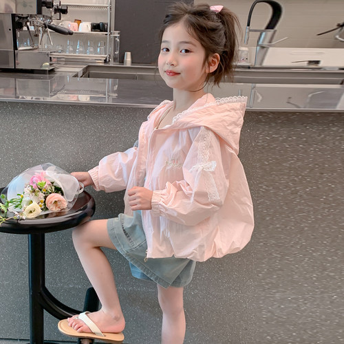 女孩夏季速干透气轻薄防晒服