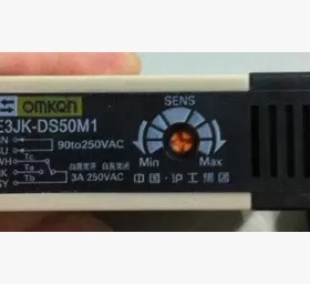 中国沪工 光电开关 E3JK-DS50M1 50cm AC220 五线 交流亮通