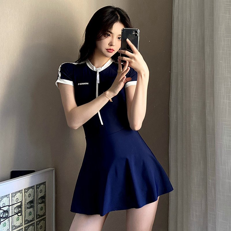 裙式连体泳衣遮肚显瘦温泉泳装图片