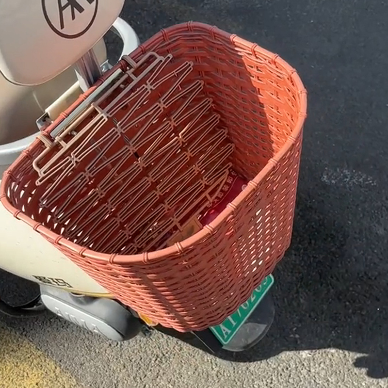 电动车后置折叠编织收纳筐