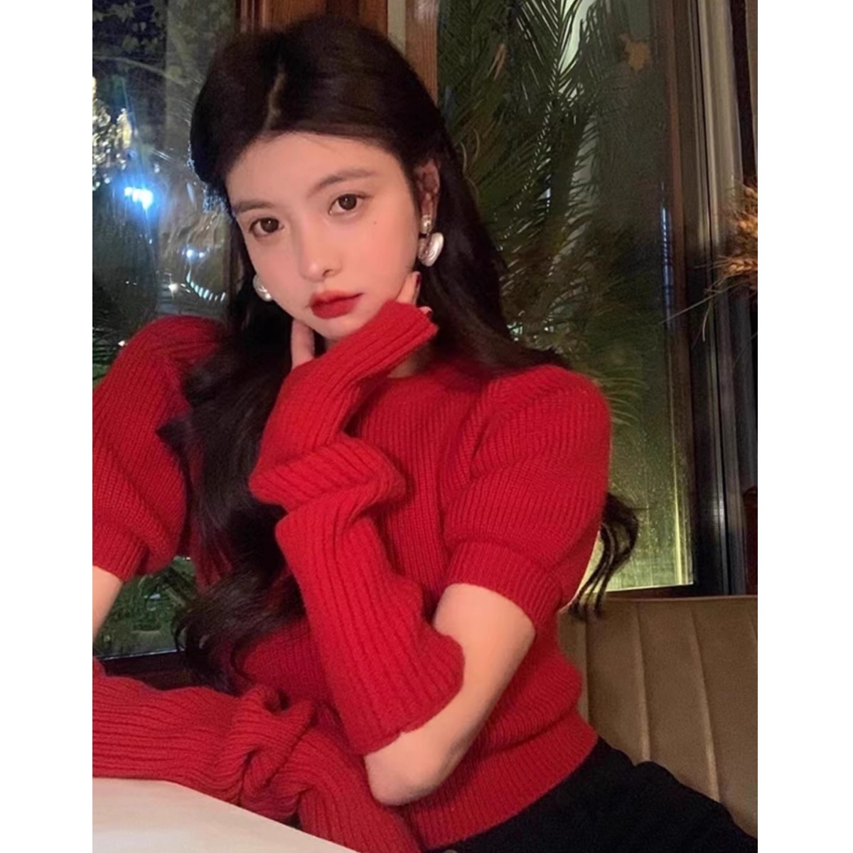 跨年战袍新年泡泡袖短款针织衫