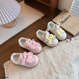 女童网面运动鞋2026春夏新款儿童小女孩休闲德训鞋透气女包阿甘鞋